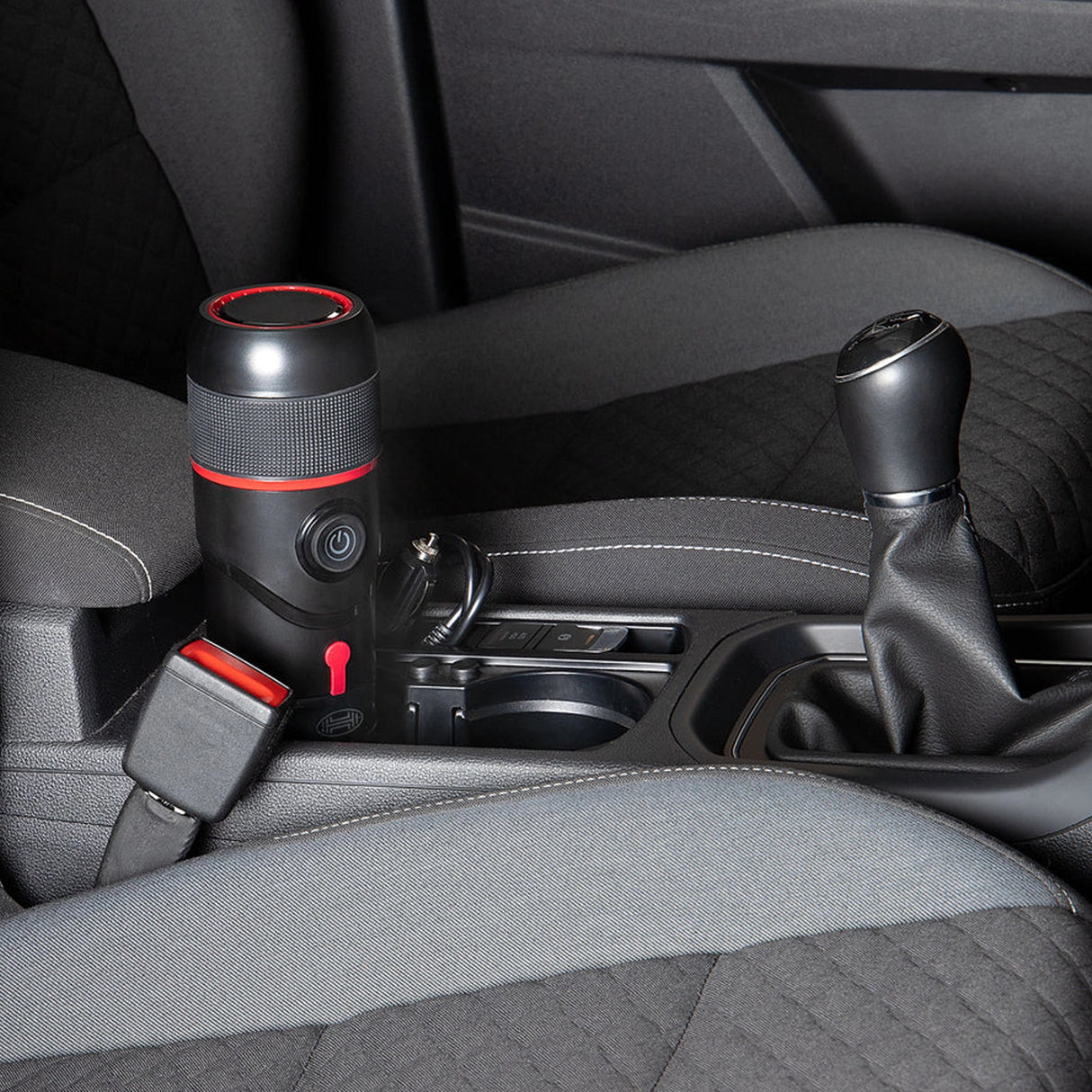 Cafetieră de voiaj pentru capsule și cafea măcinată, 12V